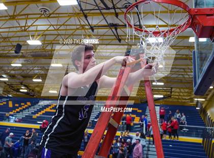 Thumbnail 1 in Brownsburg vs. Plainfield (IHSAA 4A Sectional Championship) photogallery.