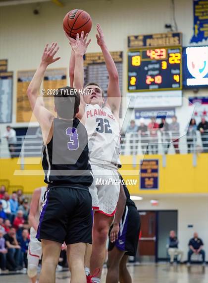 Thumbnail 3 in Brownsburg vs. Plainfield (IHSAA 4A Sectional Championship) photogallery.