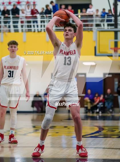 Thumbnail 2 in Brownsburg vs. Plainfield (IHSAA 4A Sectional Championship) photogallery.