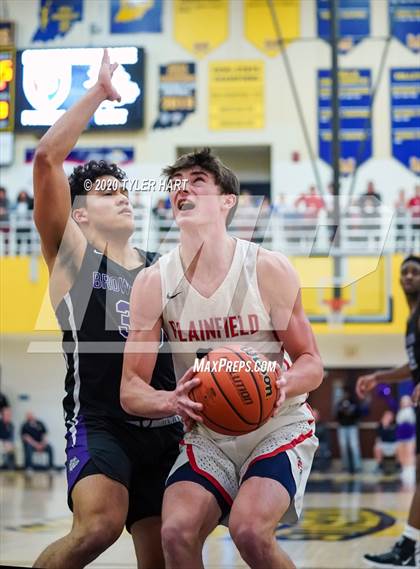 Thumbnail 3 in Brownsburg vs. Plainfield (IHSAA 4A Sectional Championship) photogallery.