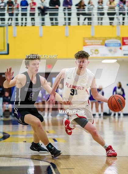 Thumbnail 2 in Brownsburg vs. Plainfield (IHSAA 4A Sectional Championship) photogallery.