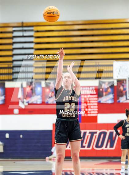 Thumbnail 3 in Johns Creek vs Roswell (GHSA 5A Regional Playoff)  photogallery.