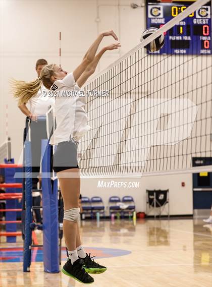 Thumbnail 2 in Lakeland @ Coeur d'Alene (Scrimmage) photogallery.