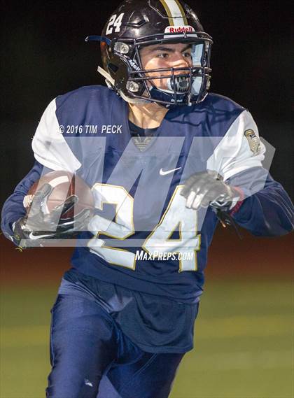 Thumbnail 2 in Calvary Chapel vs. Santa Ana photogallery.