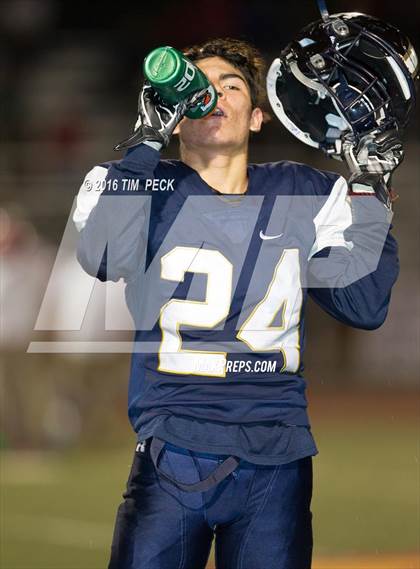 Thumbnail 2 in Calvary Chapel vs. Santa Ana photogallery.