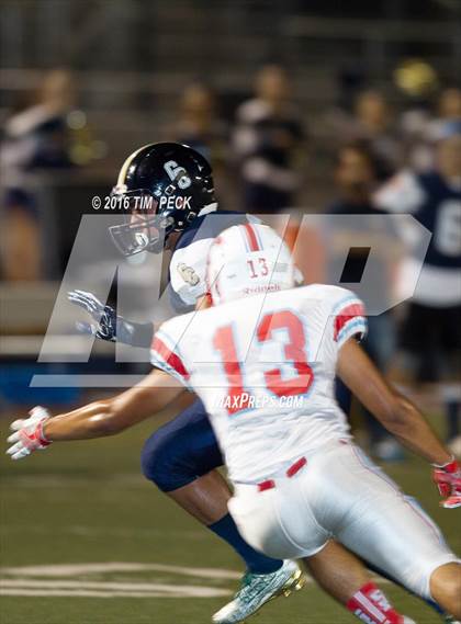 Thumbnail 3 in Calvary Chapel vs. Santa Ana photogallery.