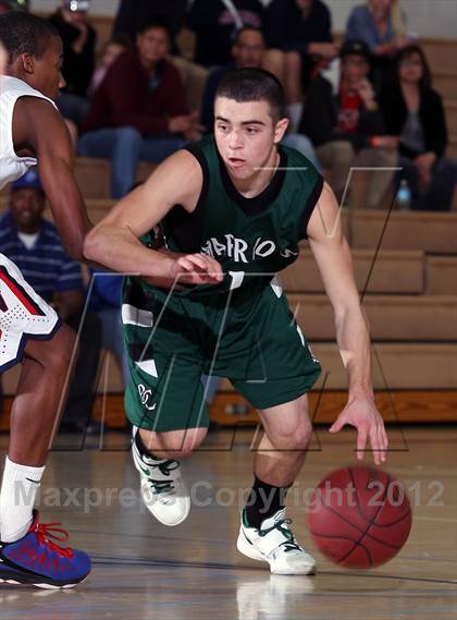 Thumbnail 2 in Brethren Christian vs Viewpoint (MaxPreps Holiday Classic) photogallery.
