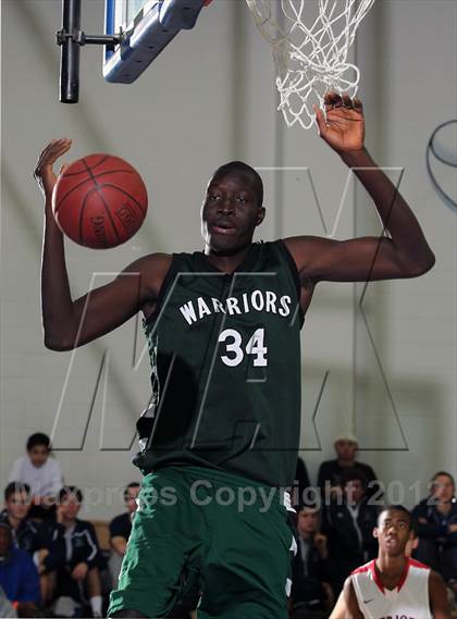 Thumbnail 1 in Brethren Christian vs Viewpoint (MaxPreps Holiday Classic) photogallery.