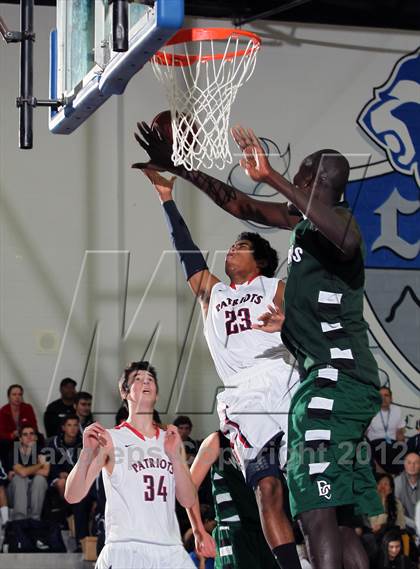 Thumbnail 2 in Brethren Christian vs Viewpoint (MaxPreps Holiday Classic) photogallery.