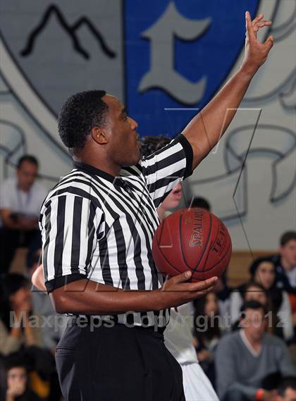 Thumbnail 1 in Brethren Christian vs Viewpoint (MaxPreps Holiday Classic) photogallery.