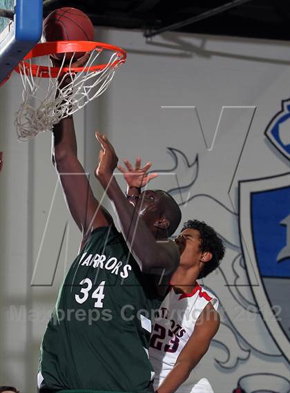 Thumbnail 3 in Brethren Christian vs Viewpoint (MaxPreps Holiday Classic) photogallery.
