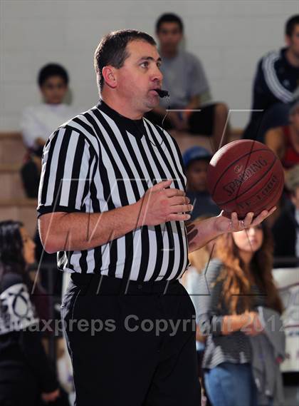 Thumbnail 1 in Brethren Christian vs Viewpoint (MaxPreps Holiday Classic) photogallery.