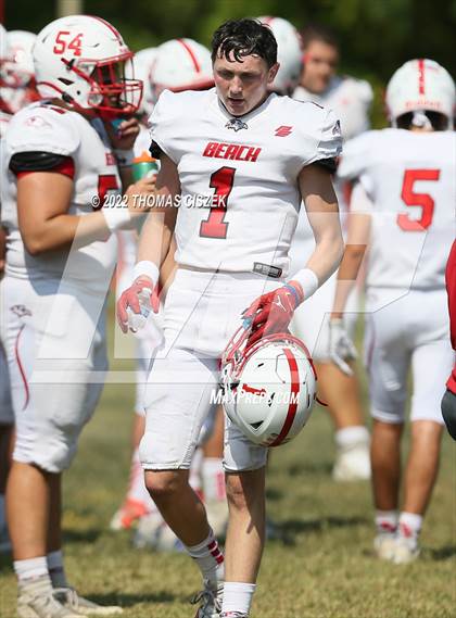 Thumbnail 3 in Point Pleasant Beach vs Keyport photogallery.