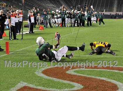 Thumbnail 3 in Del Oro vs. Helix (CIF State D2 Final) photogallery.