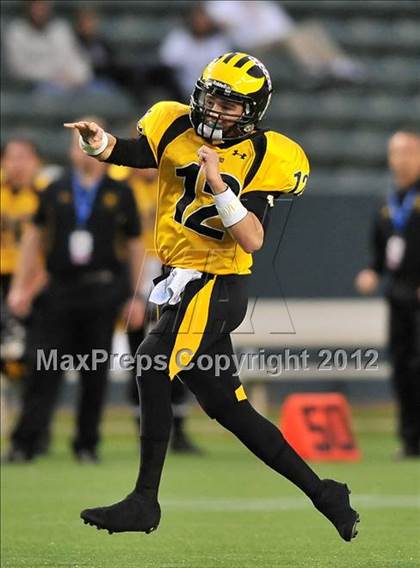 Thumbnail 3 in Del Oro vs. Helix (CIF State D2 Final) photogallery.