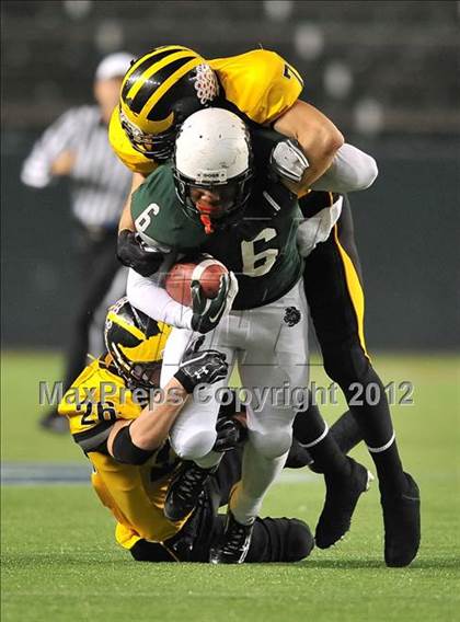 Thumbnail 1 in Del Oro vs. Helix (CIF State D2 Final) photogallery.