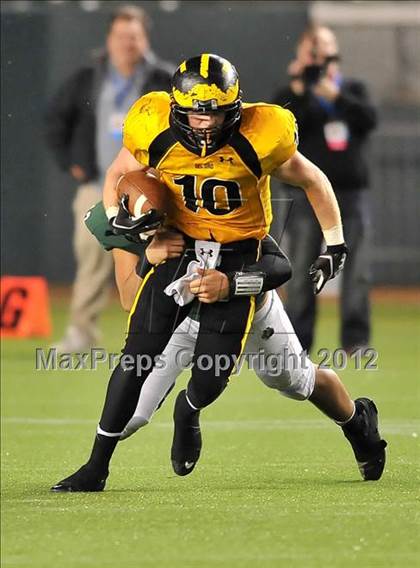 Thumbnail 3 in Del Oro vs. Helix (CIF State D2 Final) photogallery.