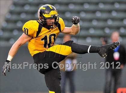 Thumbnail 2 in Del Oro vs. Helix (CIF State D2 Final) photogallery.