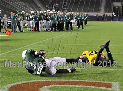 Thumbnail 2 in Del Oro vs. Helix (CIF State D2 Final) photogallery.