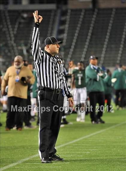 Thumbnail 1 in Del Oro vs. Helix (CIF State D2 Final) photogallery.