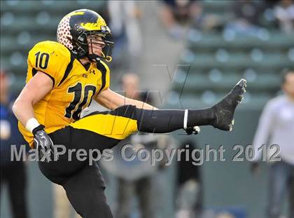 Thumbnail 3 in Del Oro vs. Helix (CIF State D2 Final) photogallery.