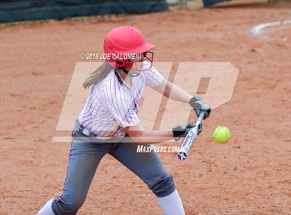 Thumbnail 3 in Lee [Robert E.] vs East Central (NISD Softball Tournament) photogallery.
