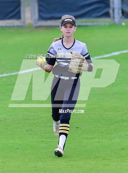 Thumbnail 3 in Lee [Robert E.] vs East Central (NISD Softball Tournament) photogallery.