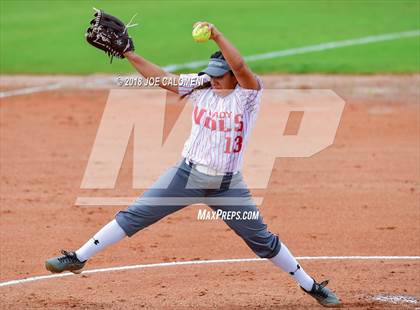 Thumbnail 2 in Lee [Robert E.] vs East Central (NISD Softball Tournament) photogallery.