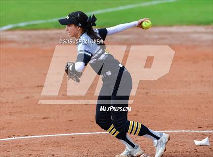 Thumbnail 3 in Lee [Robert E.] vs East Central (NISD Softball Tournament) photogallery.