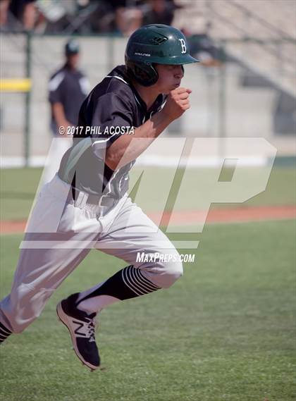 Thumbnail 1 in South Hills vs Bonita photogallery.