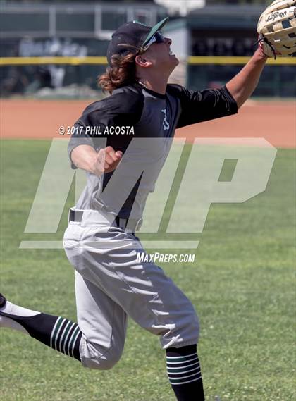 Thumbnail 3 in South Hills vs Bonita photogallery.