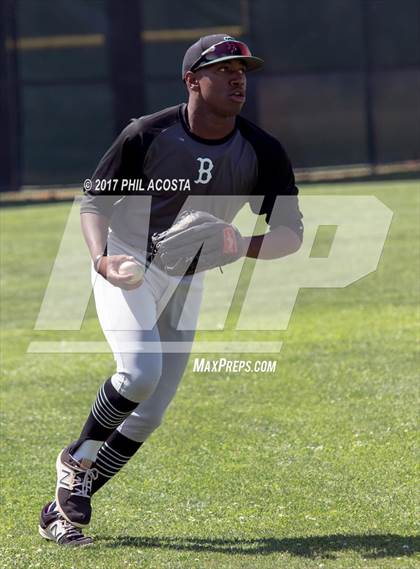 Thumbnail 2 in South Hills vs Bonita photogallery.