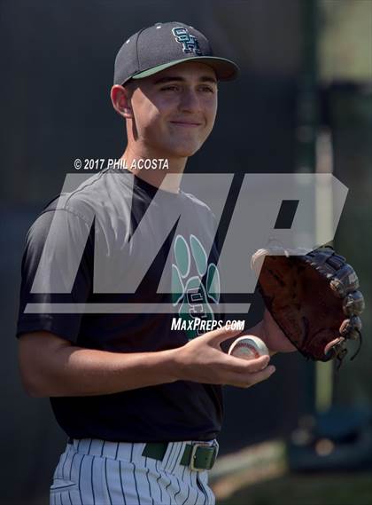 Thumbnail 2 in South Hills vs Bonita photogallery.