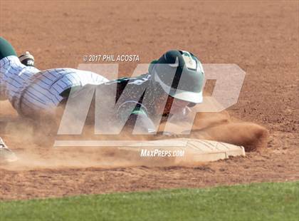 Thumbnail 1 in South Hills vs Bonita photogallery.