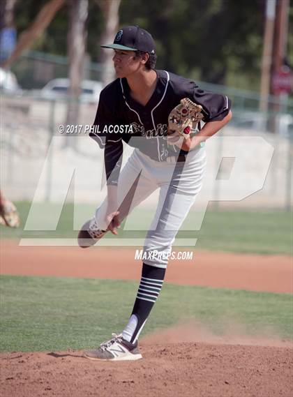 Thumbnail 2 in South Hills vs Bonita photogallery.