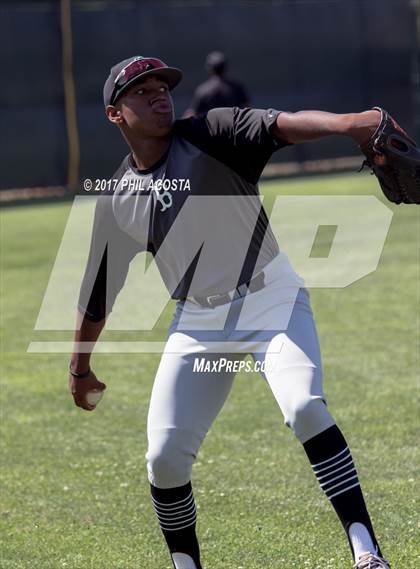 Thumbnail 2 in South Hills vs Bonita photogallery.