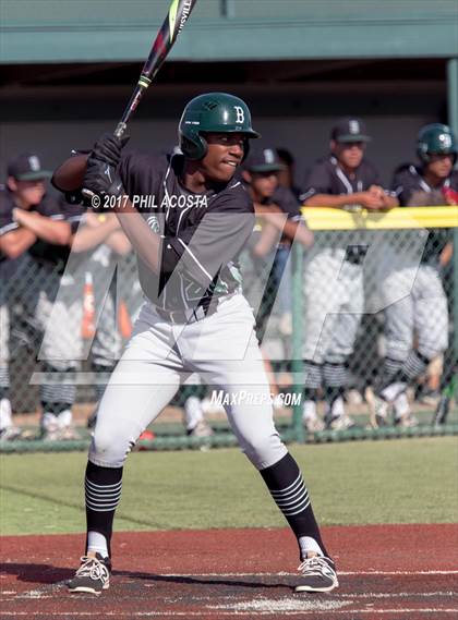 Thumbnail 2 in South Hills vs Bonita photogallery.