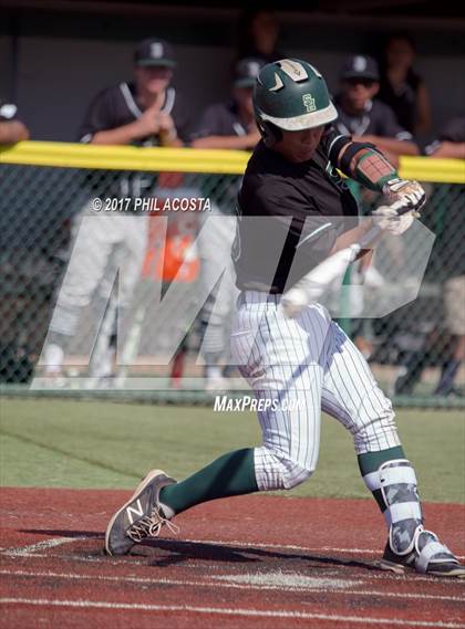 Thumbnail 1 in South Hills vs Bonita photogallery.