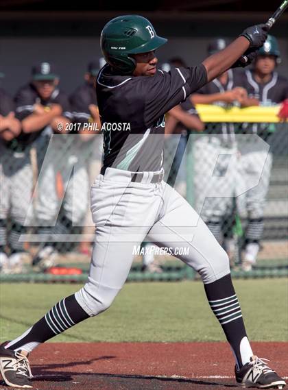 Thumbnail 1 in South Hills vs Bonita photogallery.