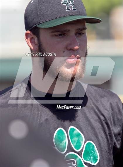 Thumbnail 3 in South Hills vs Bonita photogallery.