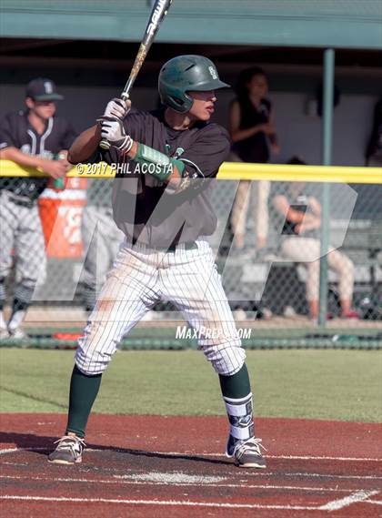 Thumbnail 1 in South Hills vs Bonita photogallery.