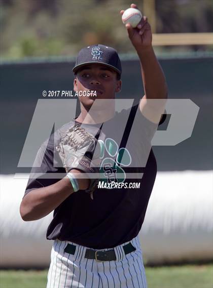 Thumbnail 2 in South Hills vs Bonita photogallery.