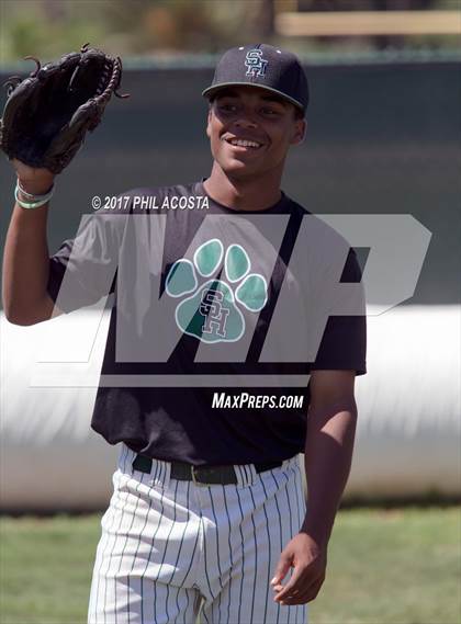 Thumbnail 3 in South Hills vs Bonita photogallery.