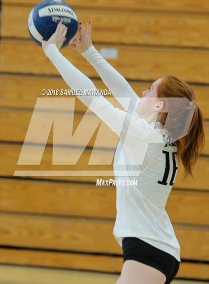 Thumbnail 2 in Chatsworth vs Taft photogallery.