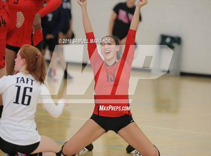 Thumbnail 3 in Chatsworth vs Taft photogallery.