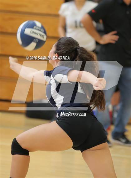 Thumbnail 1 in Chatsworth vs Taft photogallery.