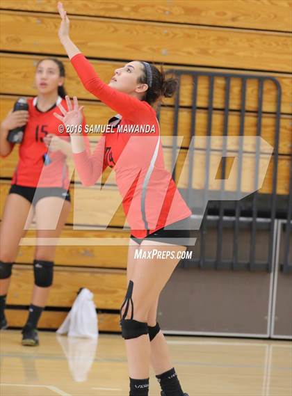 Thumbnail 2 in Chatsworth vs Taft photogallery.