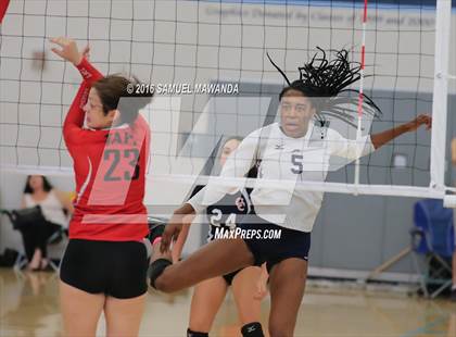 Thumbnail 1 in Chatsworth vs Taft photogallery.