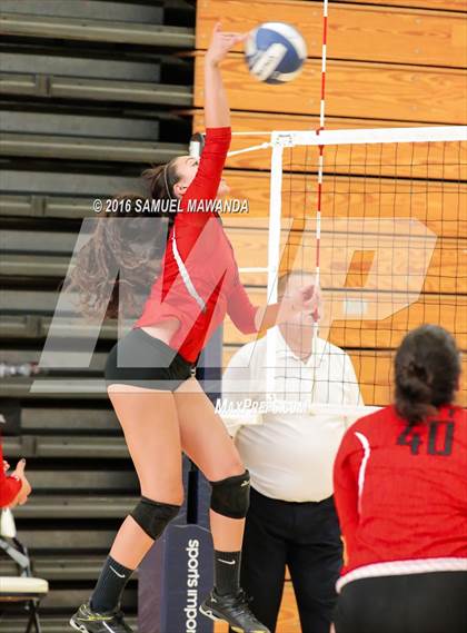 Thumbnail 2 in Chatsworth vs Taft photogallery.