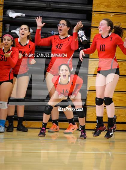 Thumbnail 1 in Chatsworth vs Taft photogallery.